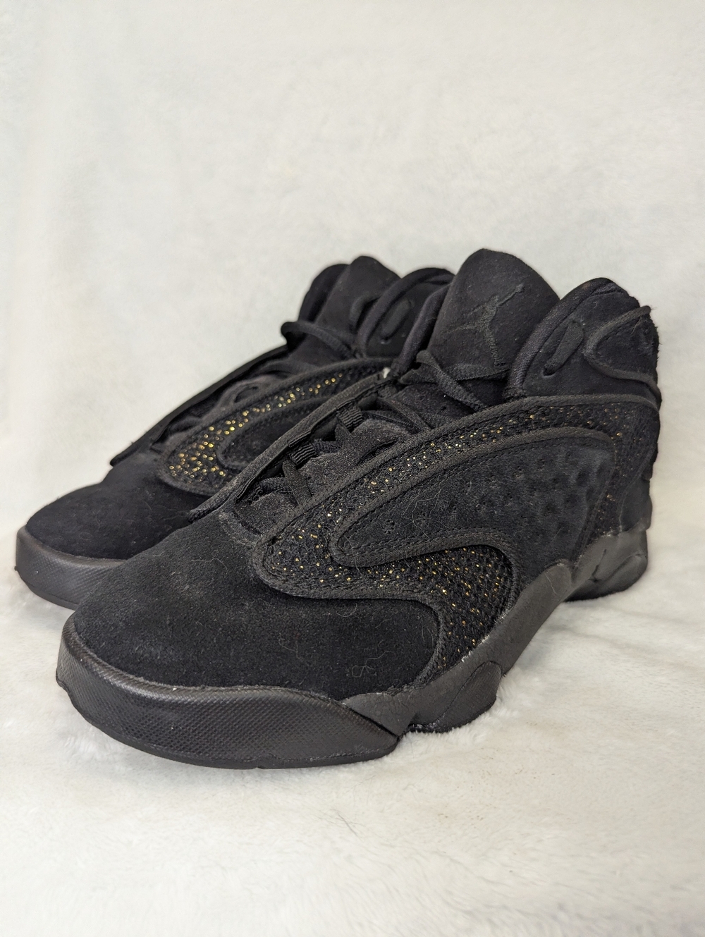 Jordan Black Gold Speckle Men’s Sneaker – Jumpman Logo – Athletic Lifestyle Shoe